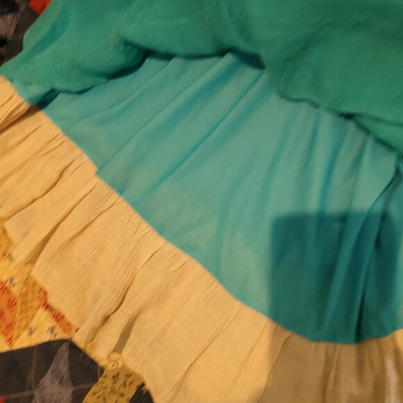 Love Jullian Dress - Picture 3 of 4